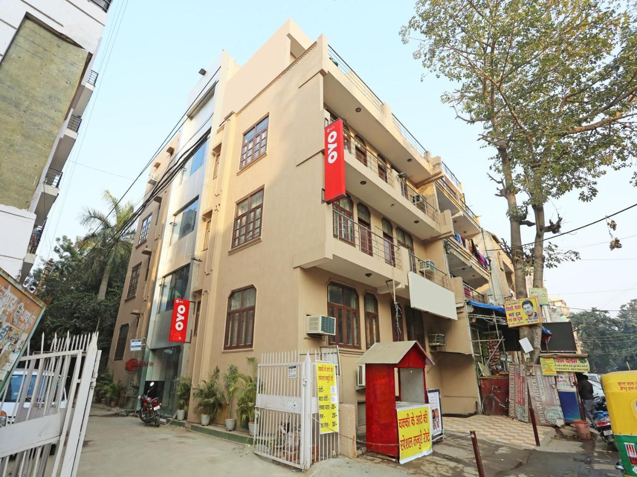 Oyo 472 Hotel Sareen New Delhi Bagian luar foto