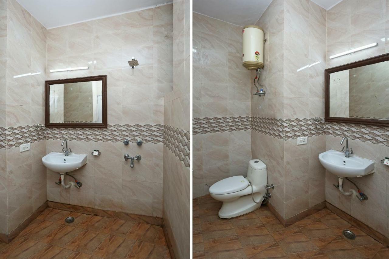 Oyo 472 Hotel Sareen New Delhi Bagian luar foto